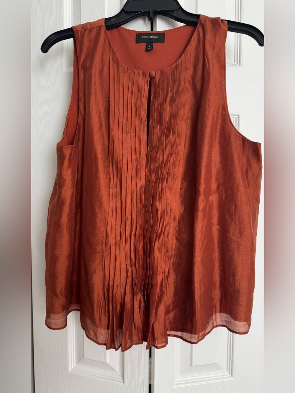 Banana Republic Rust-Orange Pleated Front Sleeveless Camisole